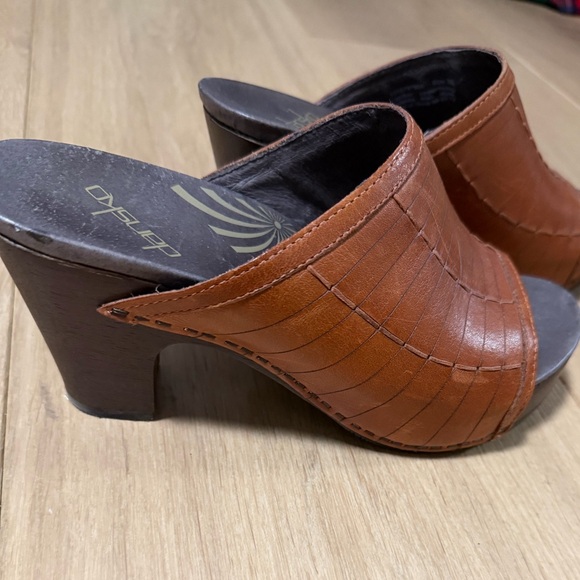 Dansko Shoes - Dansko Randi Tan Leather Women's Mules